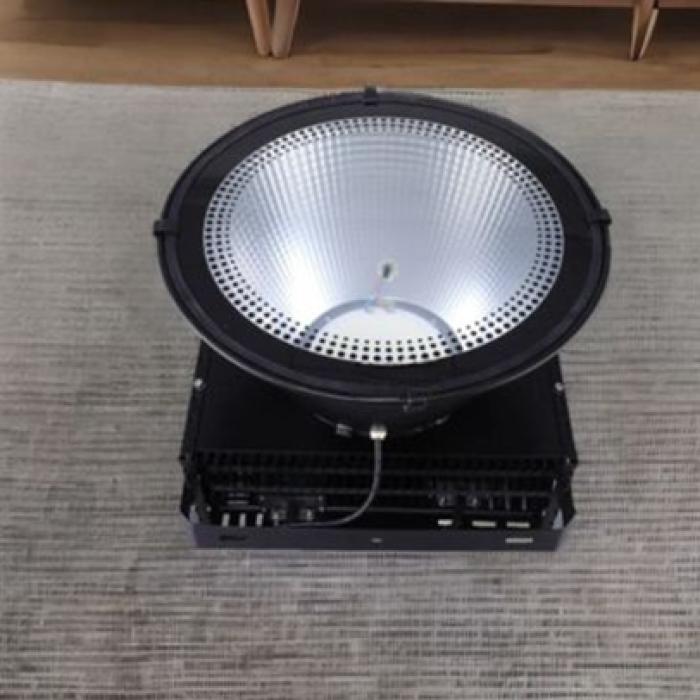 Uren's Product Image